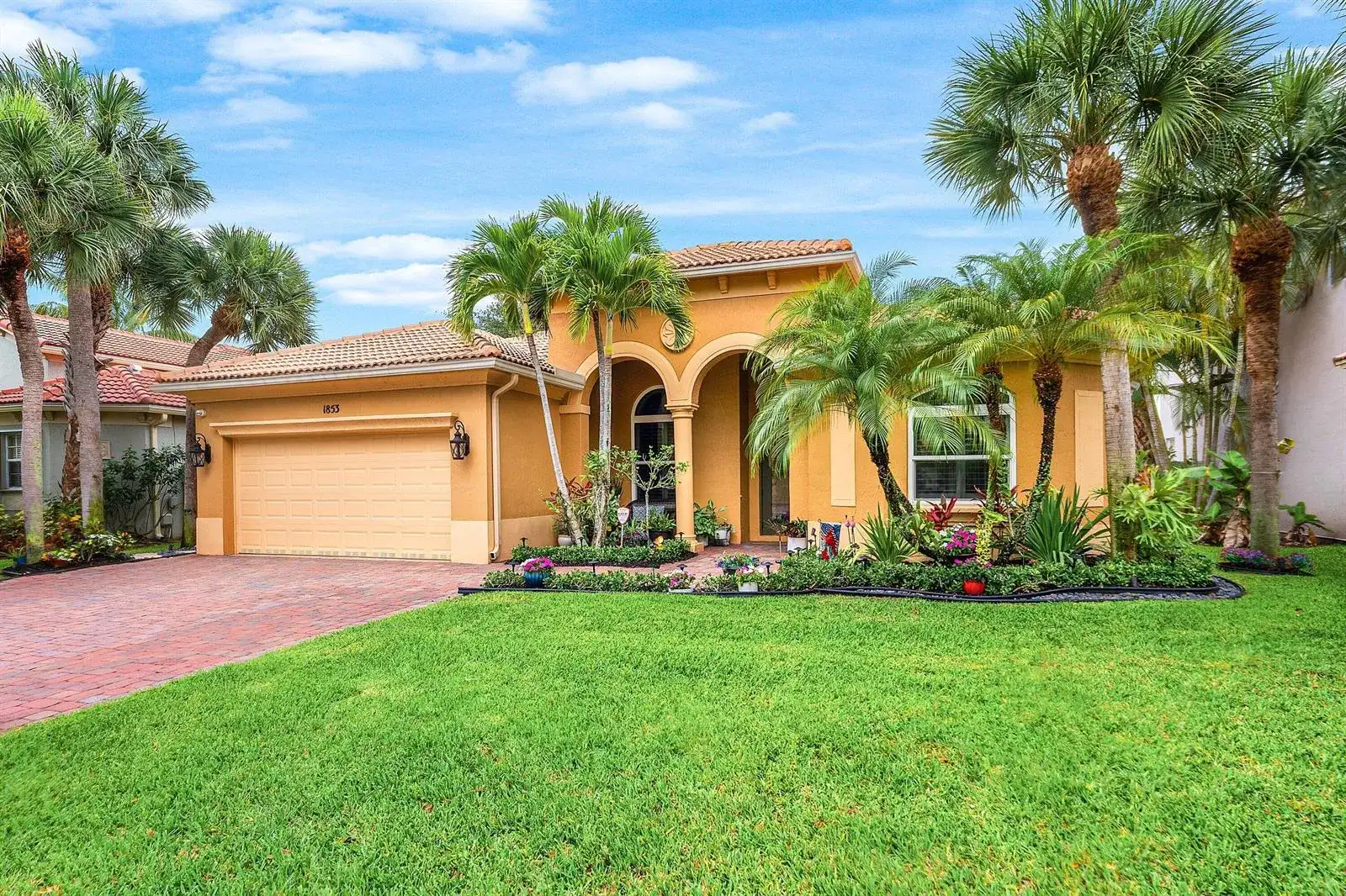 1853 Palisades Drive, West Palm Beach FL 33411 photo 3