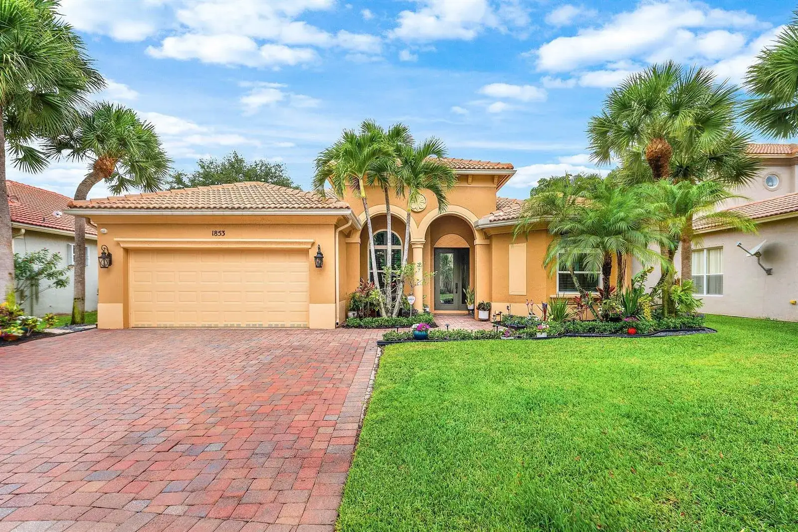 1853 Palisades Drive, West Palm Beach FL 33411 photo 4