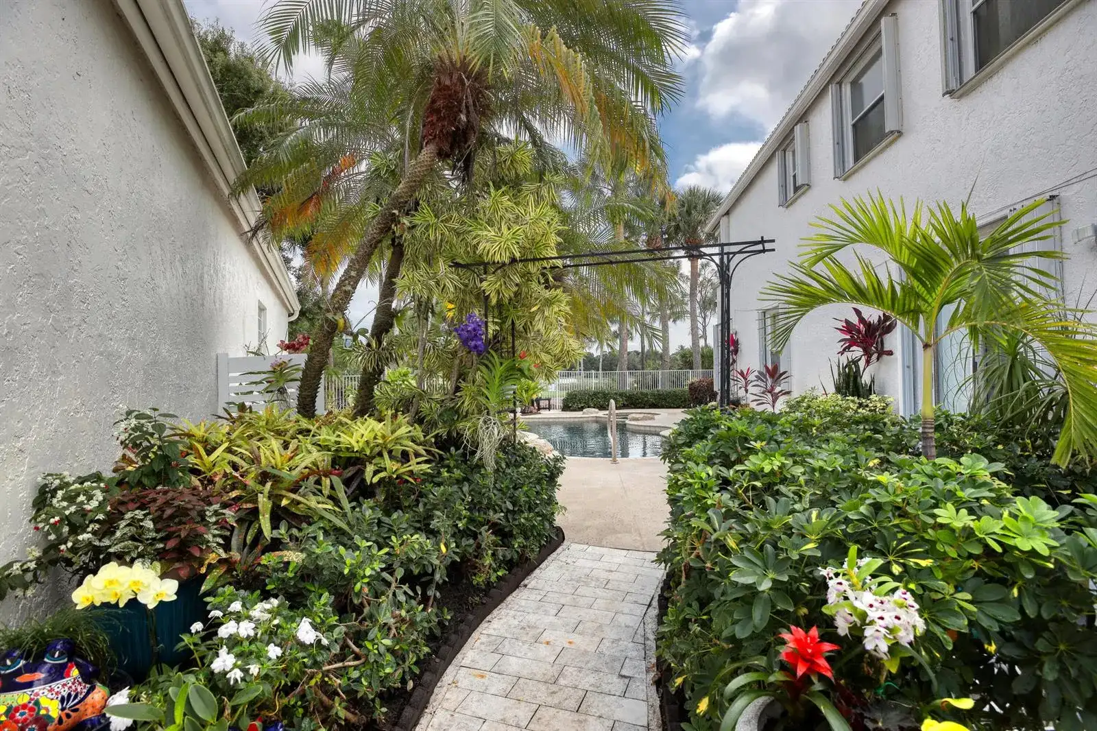 2070 Chagall Circle, West Palm Beach FL 33409 photo 5