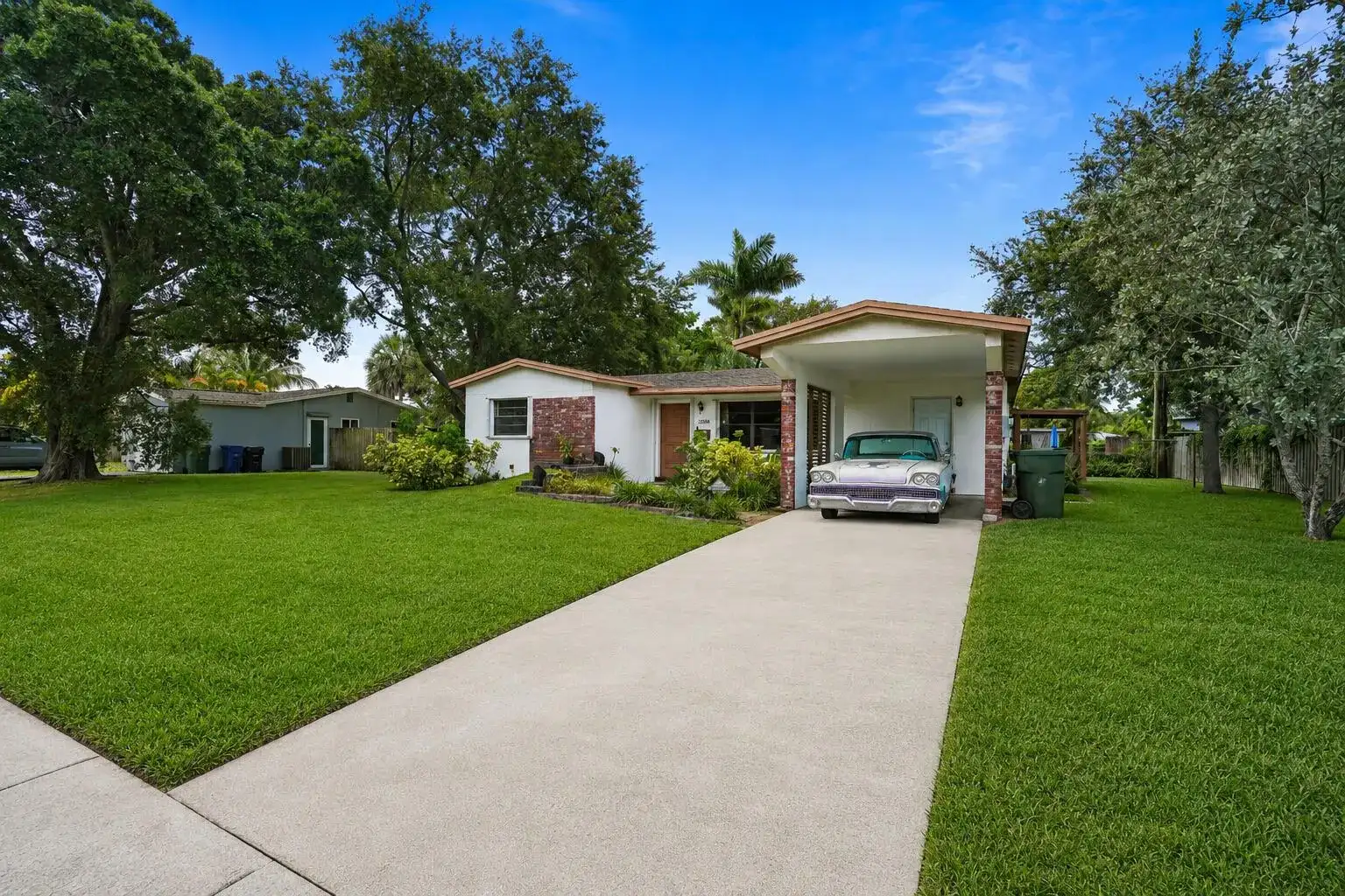 3358 SW 16th Court SW, Fort Lauderdale FL 33312 photo 2