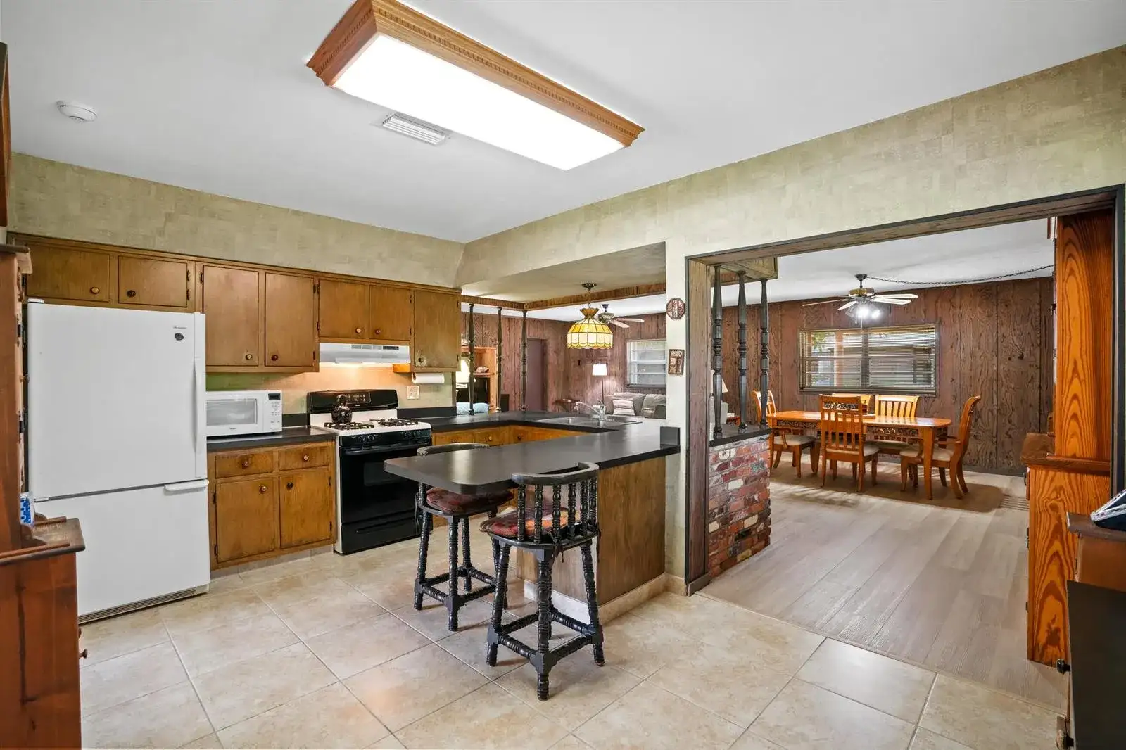 3358 SW 16th Court SW, Fort Lauderdale FL 33312 photo 4