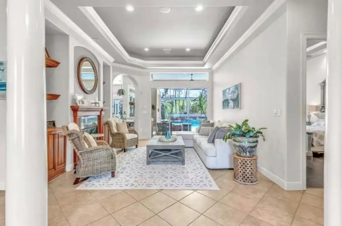 357 Kelly Plantation Drive, FL 32541 photo 3