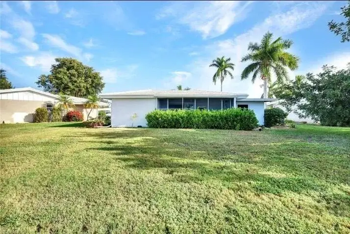 54 Hilo Court, Naples FL 34112 photo 3
