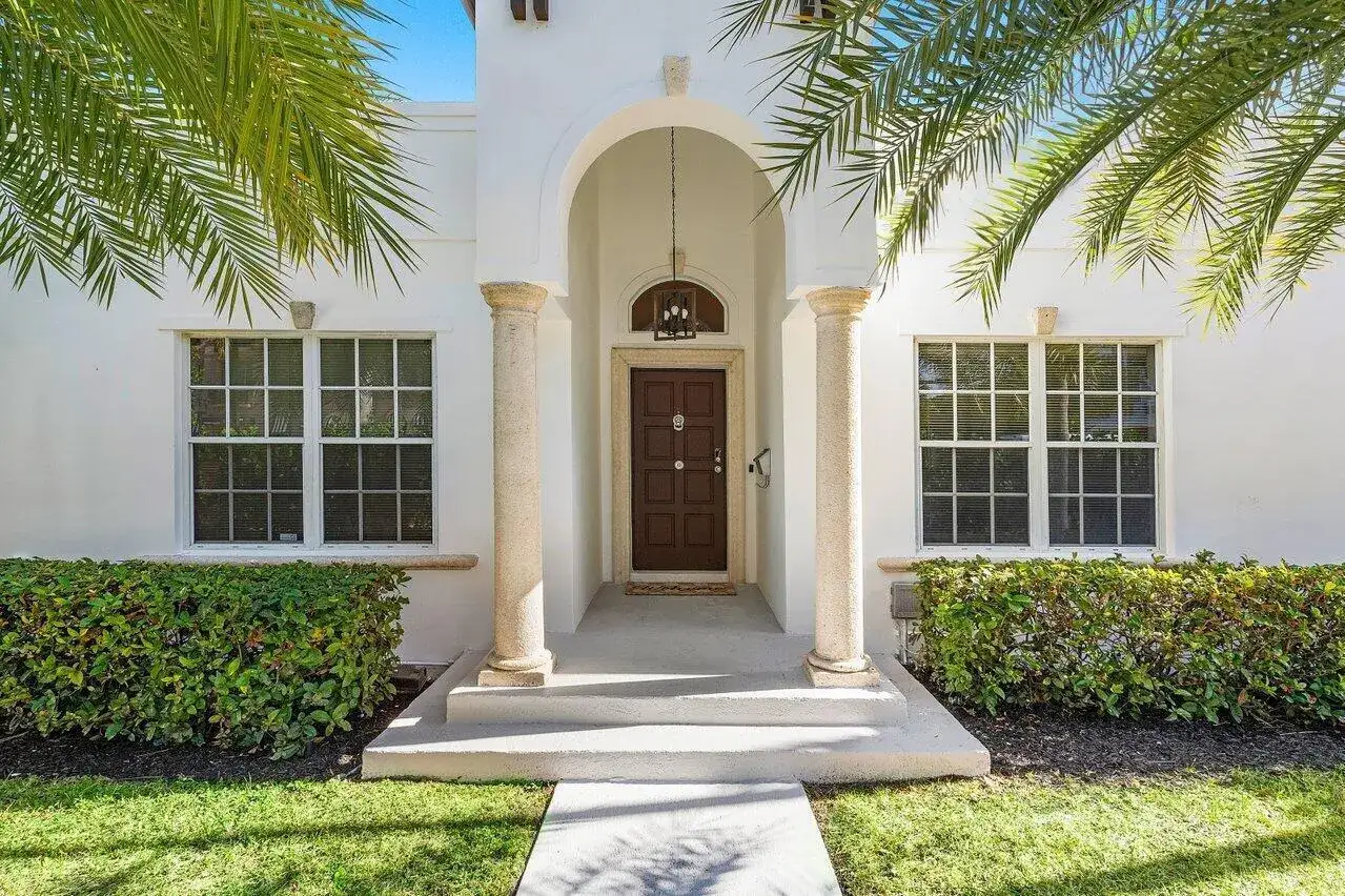 200 NE 2nd Street, Boca Raton FL 33432 photo 3
