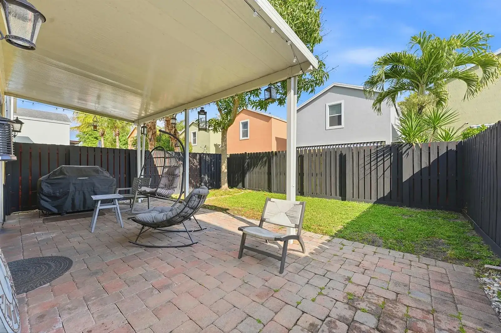3221 John's Place, Palm Springs FL 33461 photo 3