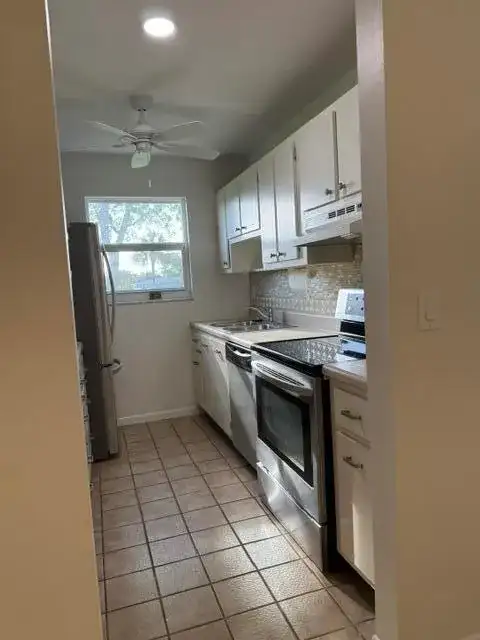 7293 W Oakridge Circle, Lake Worth FL 33462 photo 4