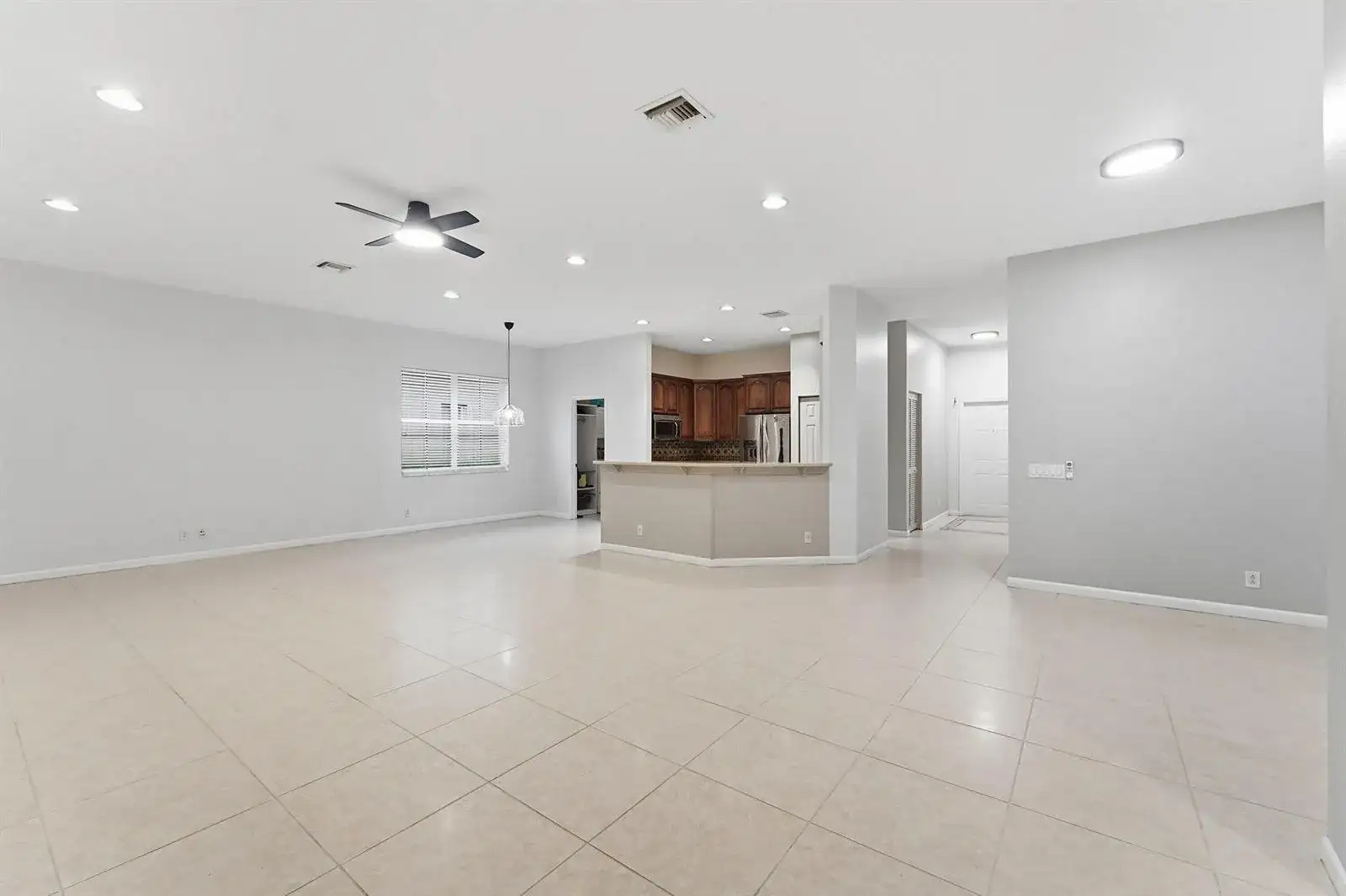 970 Tulip Circle, Weston FL 33327 photo 5