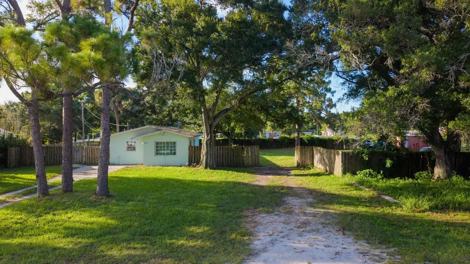 3516 Avenue F, Fort Pierce FL 34947 photo 2