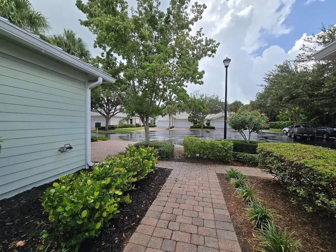 1463 SE Tidewater Place, Stuart FL 34997 photo 4