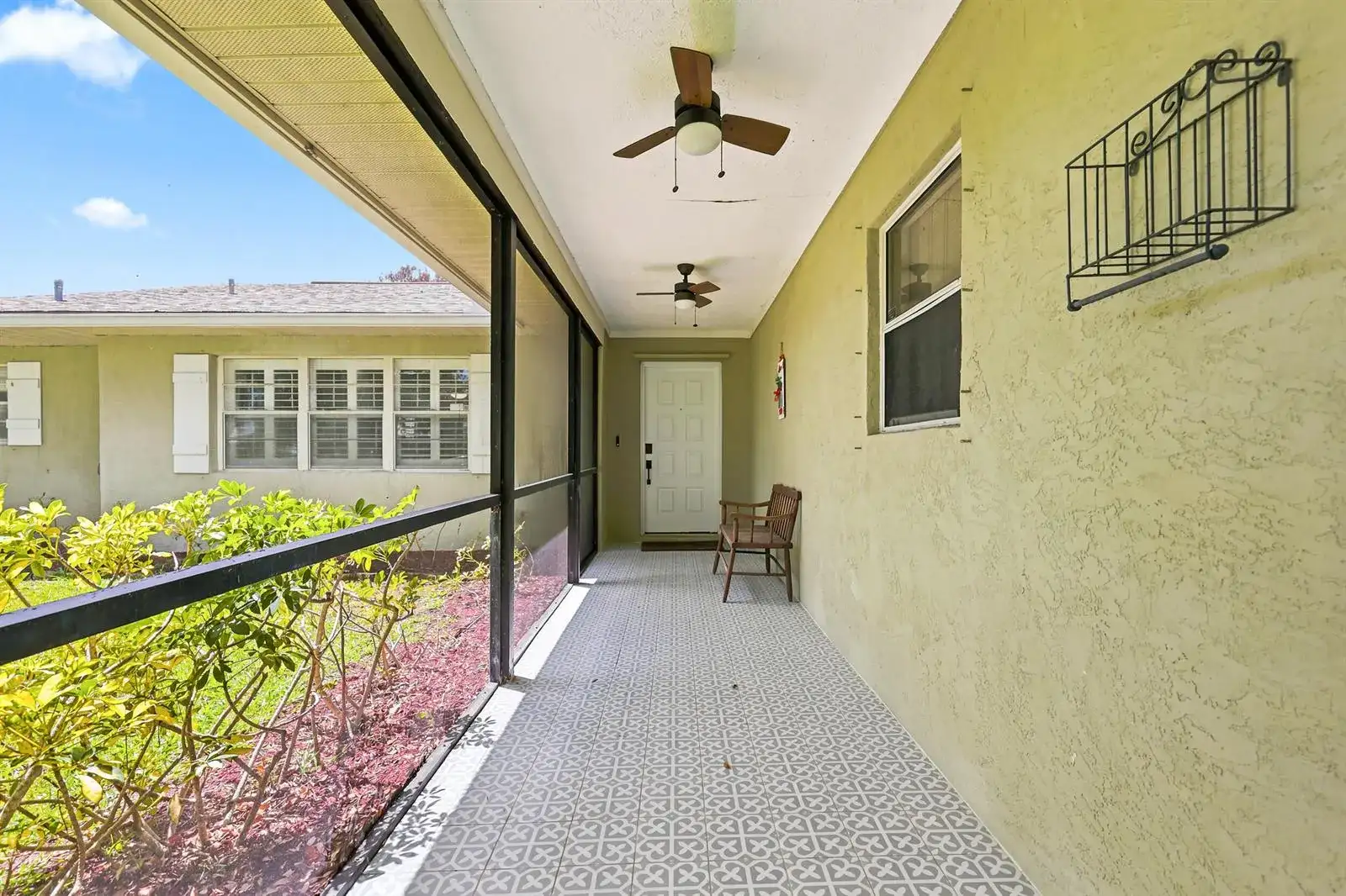 2526 SE Victory Avenue, Port St. Lucie FL 34952 photo 3