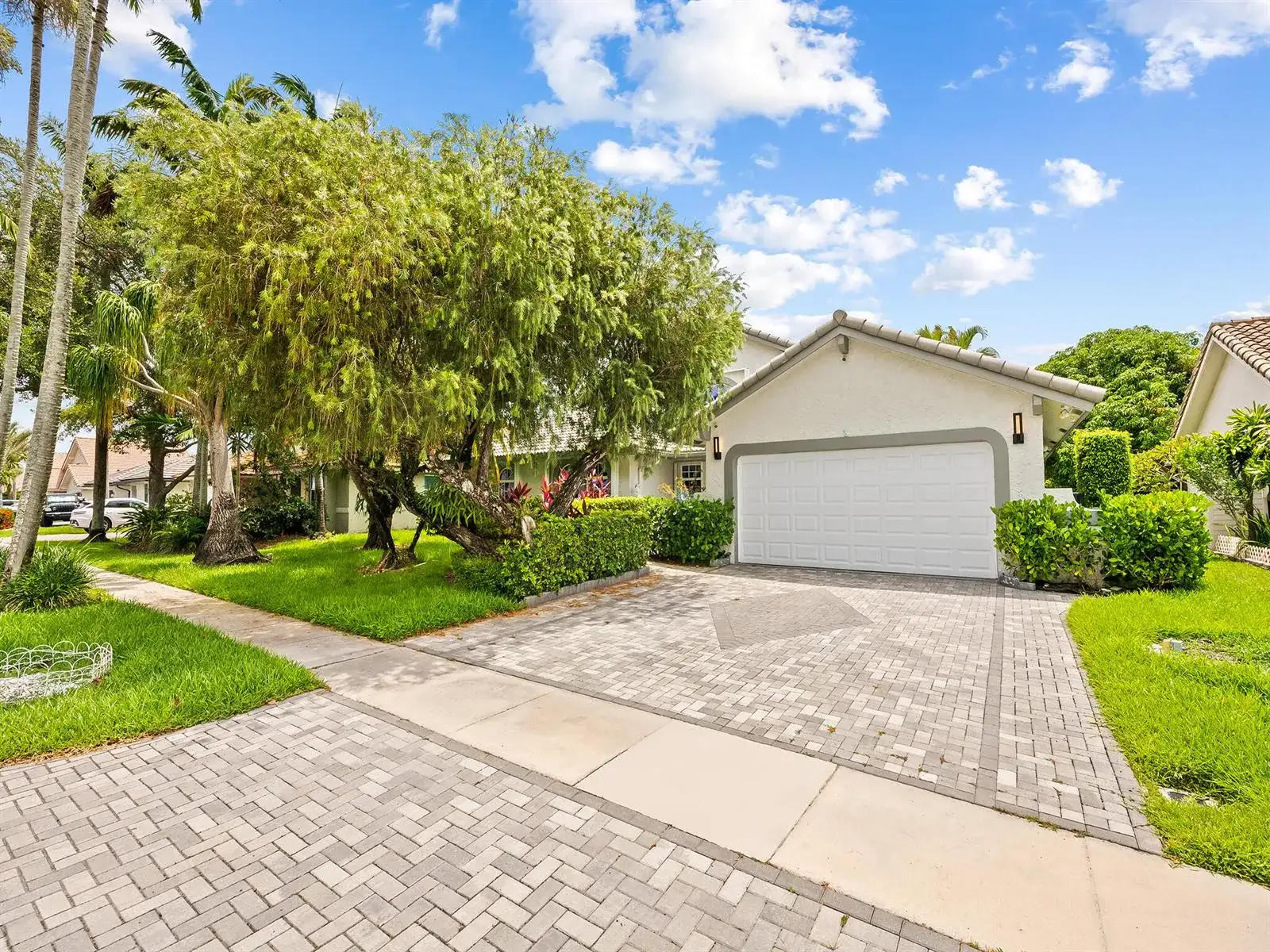 1750 W Oak Knoll Circle, Davie FL 33324 photo 5