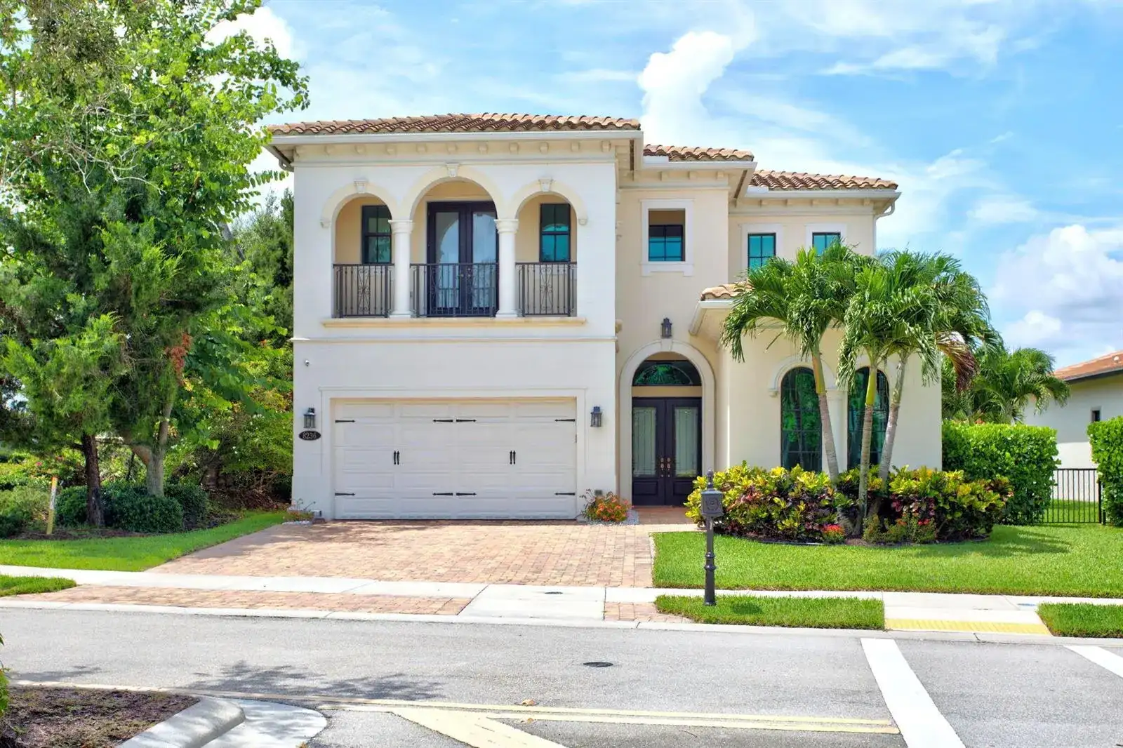 8236 Grand Prix Lane, Boynton Beach FL 33472 photo 2