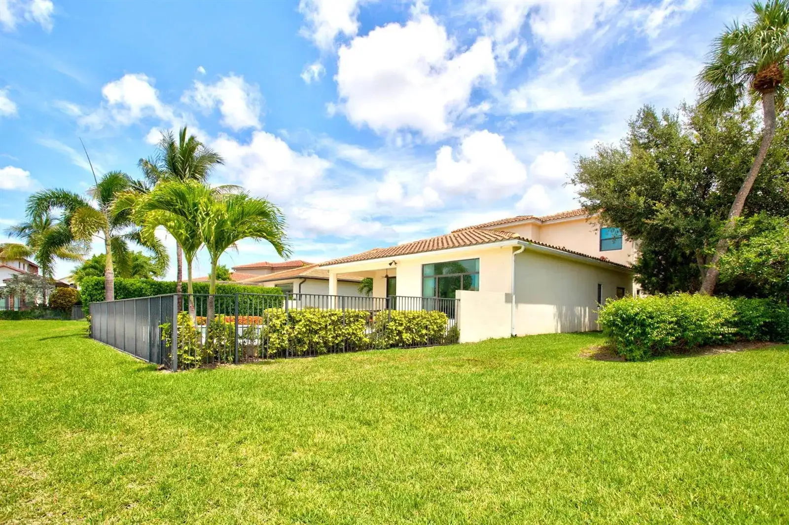 8236 Grand Prix Lane, Boynton Beach FL 33472 photo 4