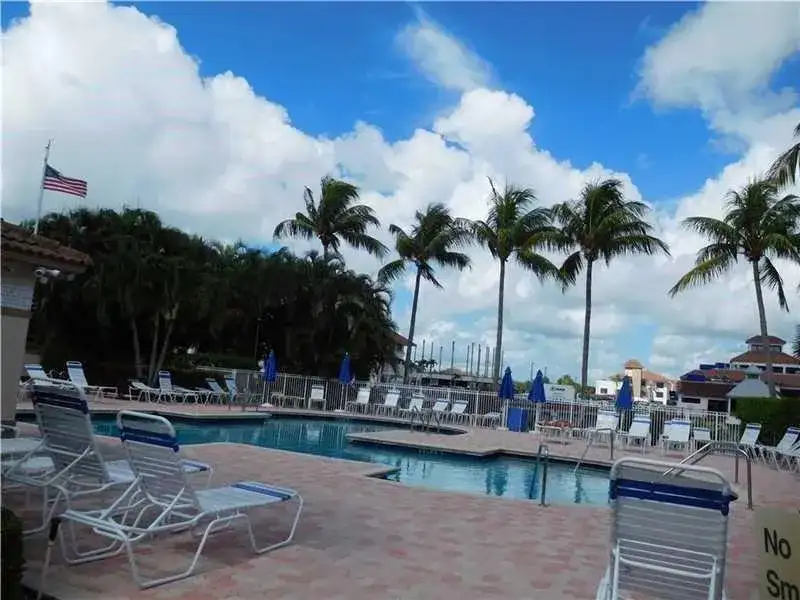 6584 Via Regina, Boca Raton FL 33433 photo 3