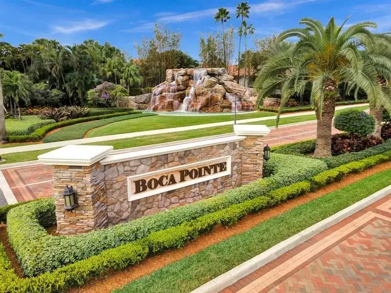 6584 Via Regina, Boca Raton FL 33433 photo 4