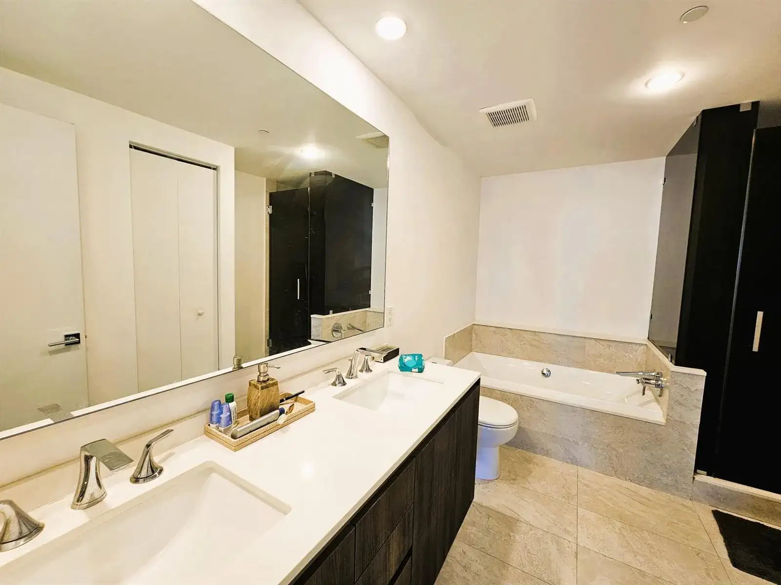 488 NE 18th Street Apt 3508, Miami FL 33132 photo 4