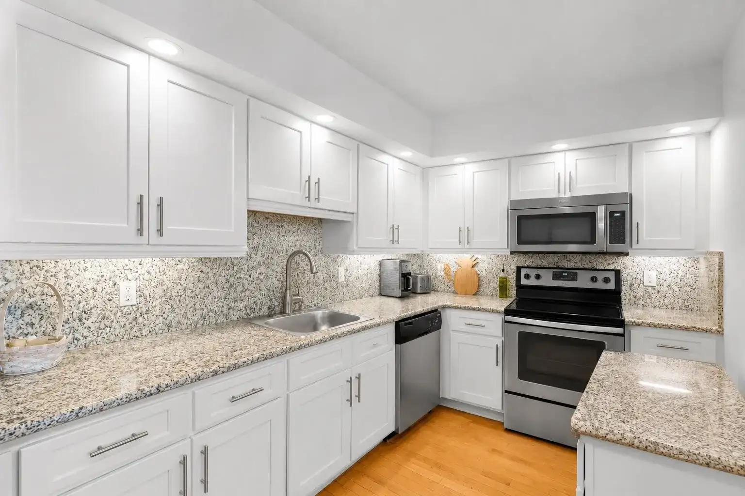 625 Oaks Drive # 405, Pompano Beach FL 33069 photo 5