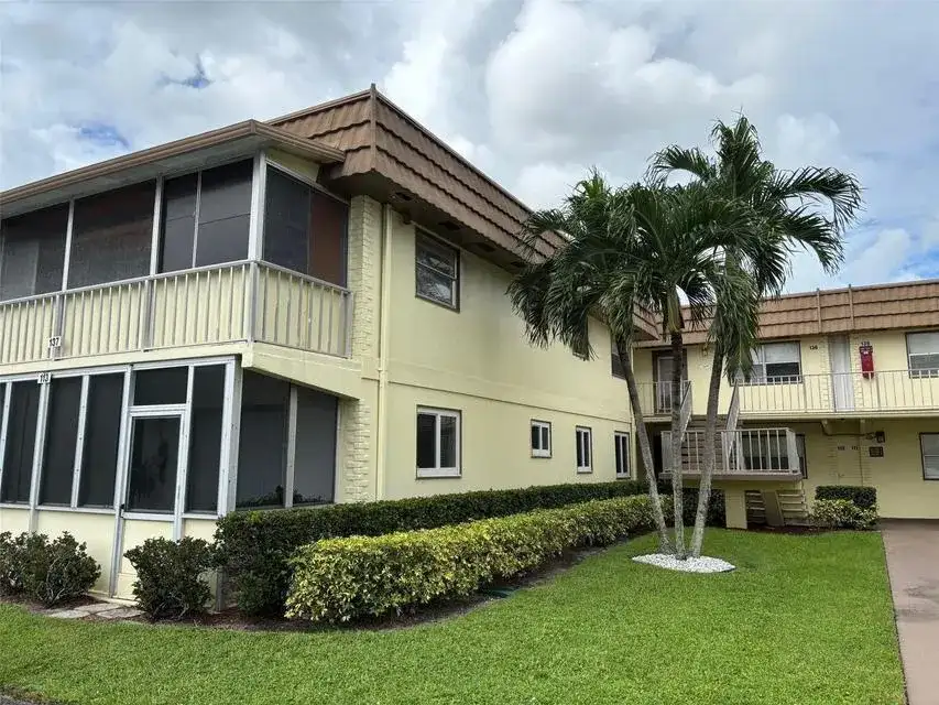 137 Saxony C Terrace, Delray Beach FL 33446 photo 3