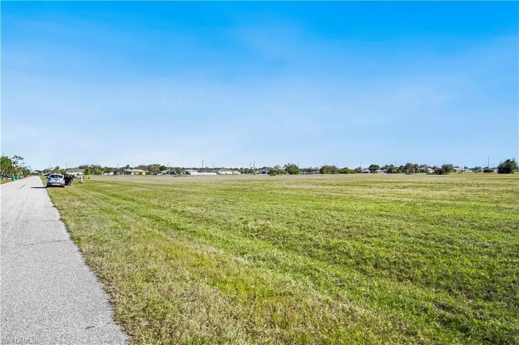 2016 NE 17th Terrace, Cape Coral FL 33909 photo 3
