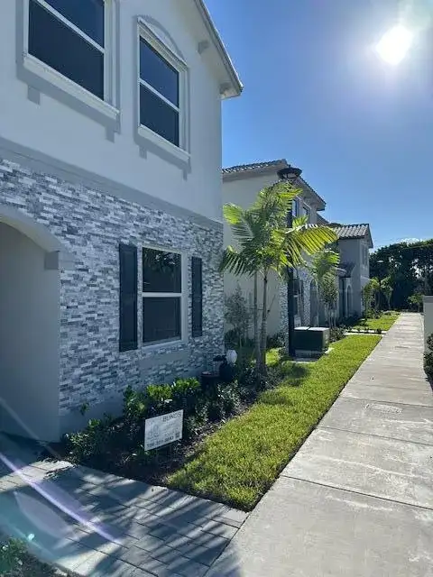 1154 SE 2 Street, Florida City FL 33034 photo 2