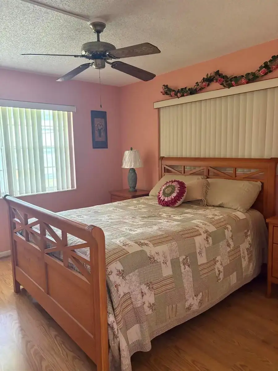25 Kent B, West Palm Beach FL 33417 photo 5