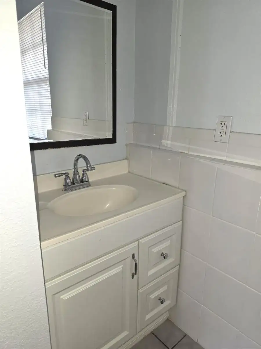 814 Poplar Drive # B, Lake Park FL 33403 photo 5