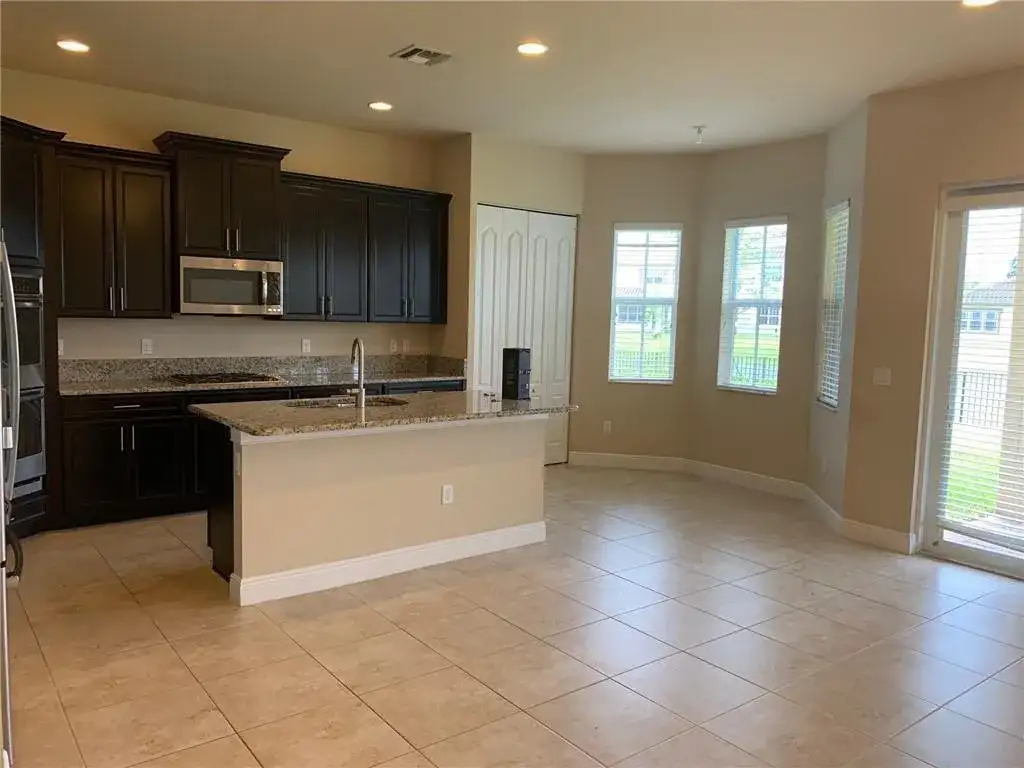 9860 Blue Isle Bay, Parkland FL 33076 photo 4