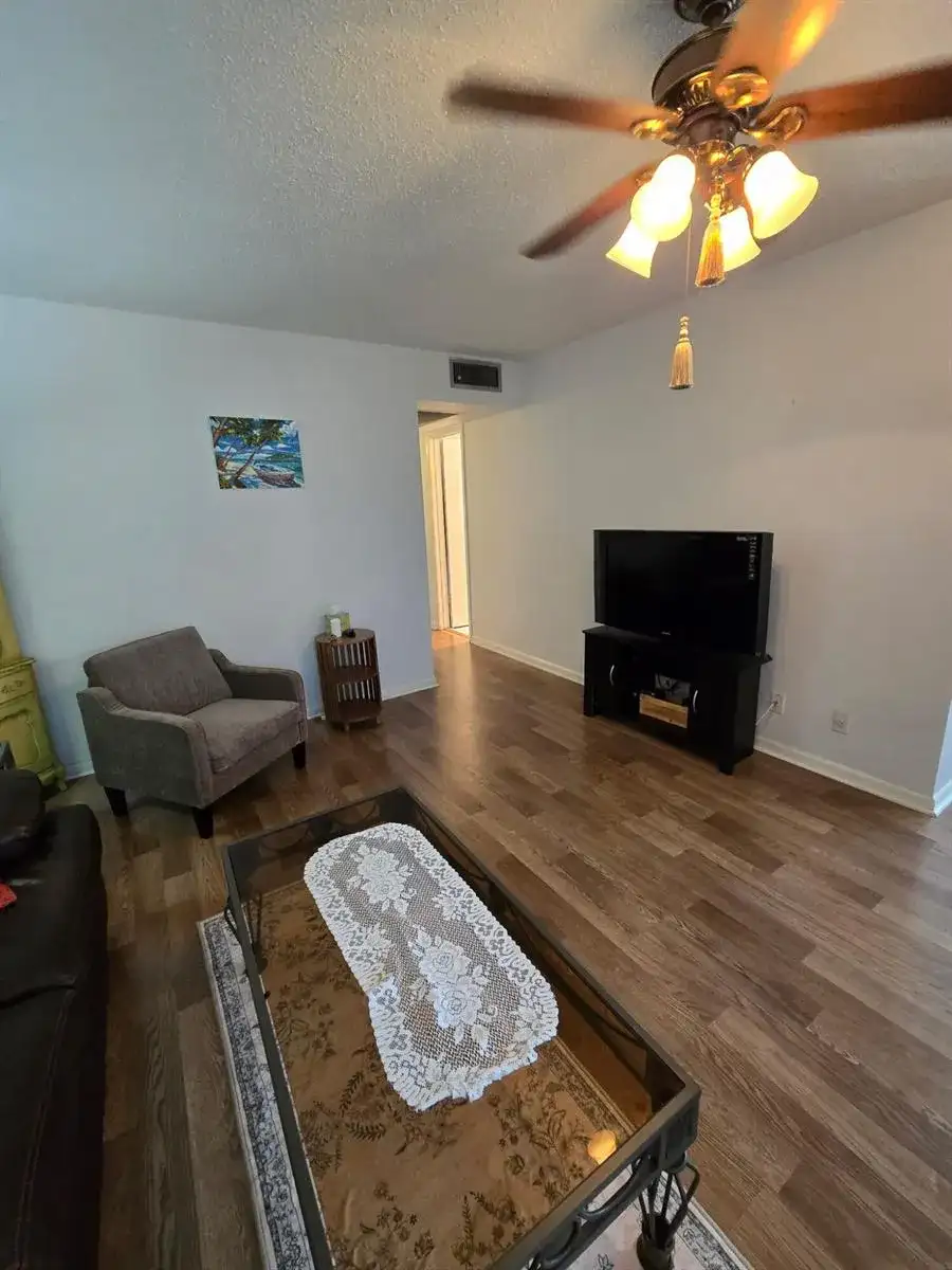 357 Markham P # 357, Deerfield Beach FL 33442 photo 3