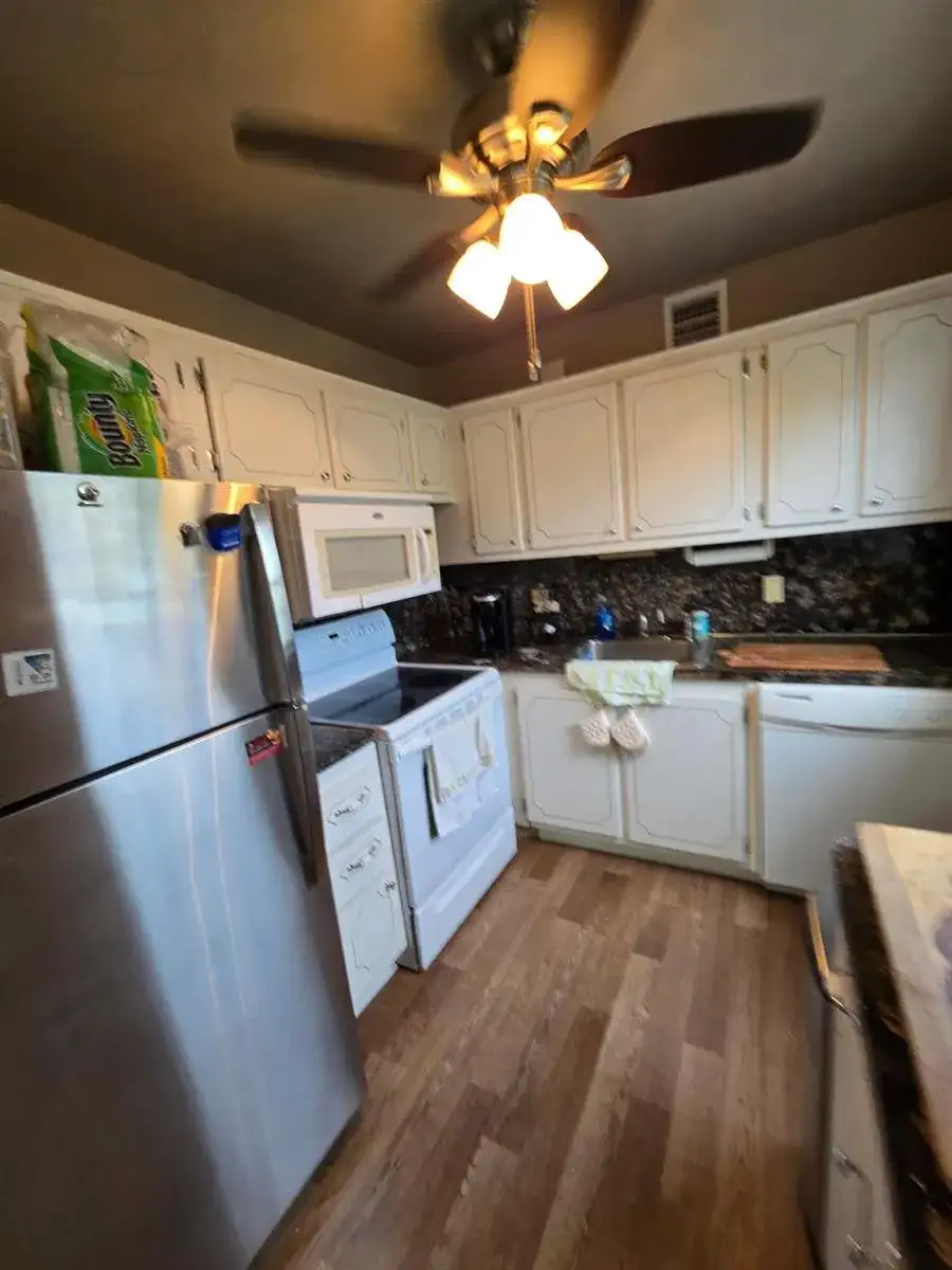 357 Markham P # 357, Deerfield Beach FL 33442 photo 5
