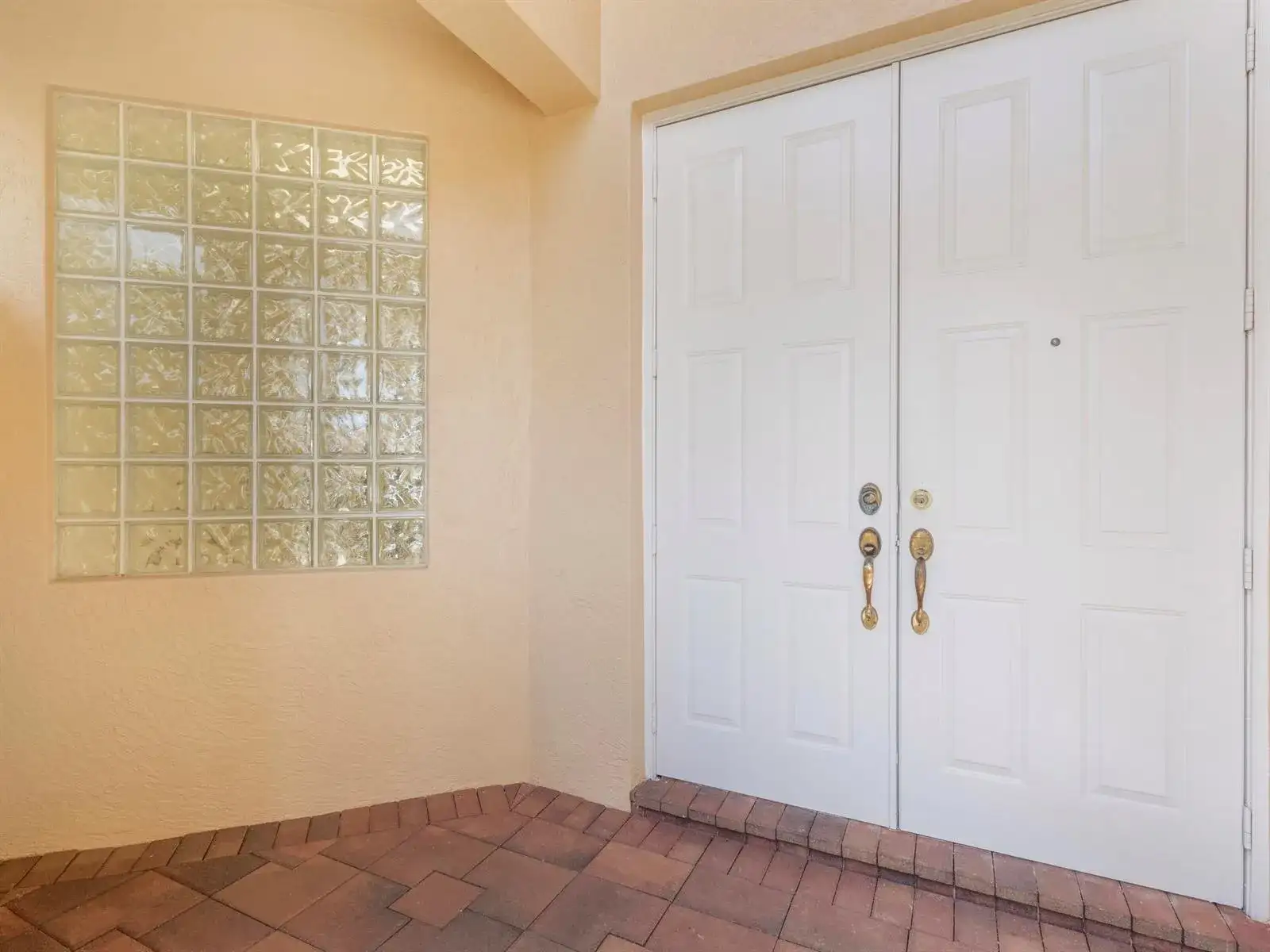 5279 Brookview Drive, Boynton Beach FL 33437 photo 3