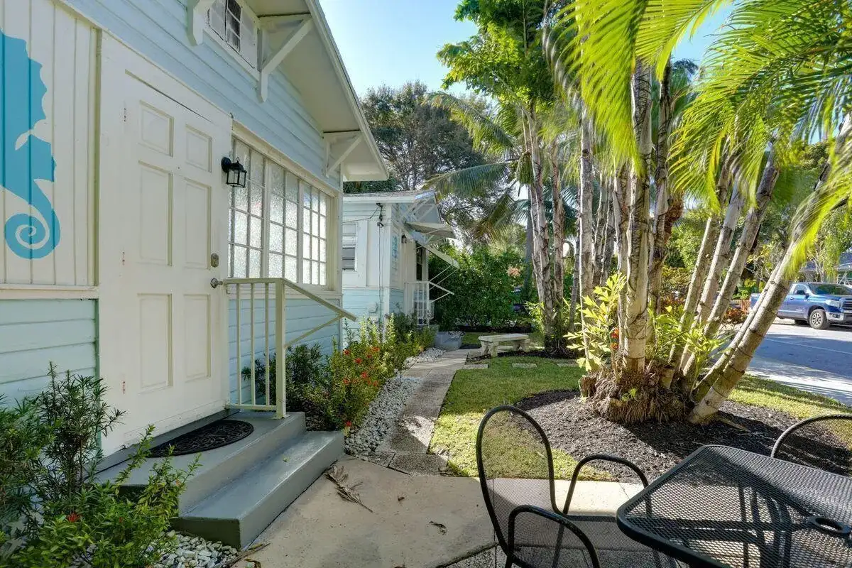 216 S M Street Unit 2, FL 33460 photo 3