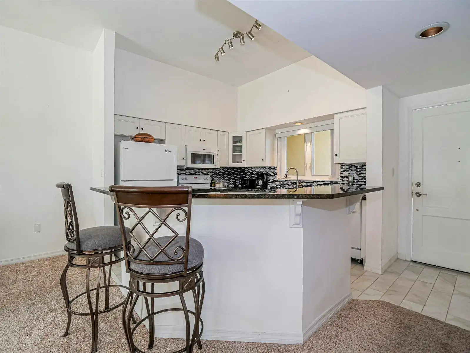 5025 Harmony Circle # 202, Vero Beach FL 32967 photo 5