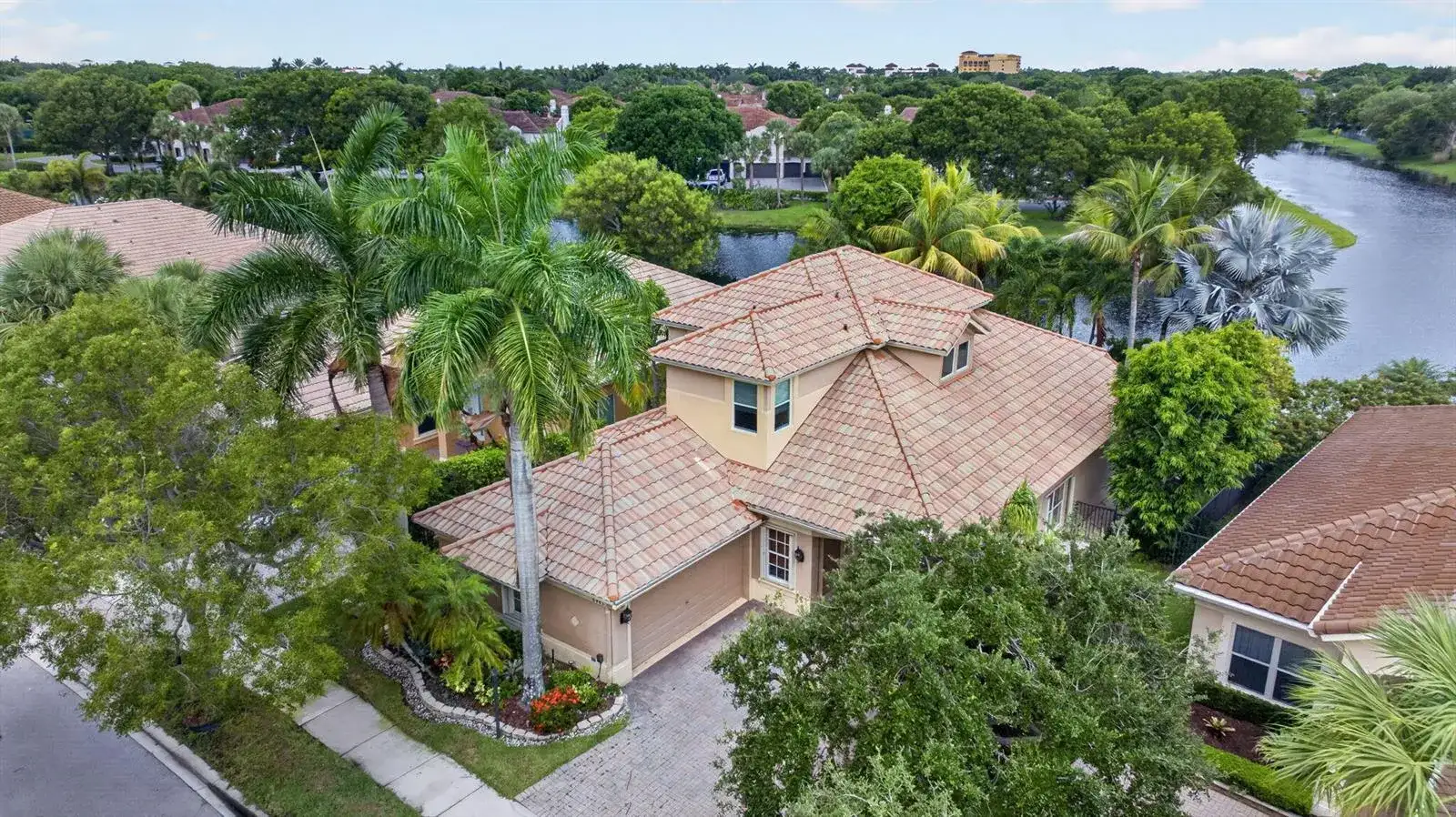 6443 NW 110th Avenue, Parkland FL 33076 photo 2