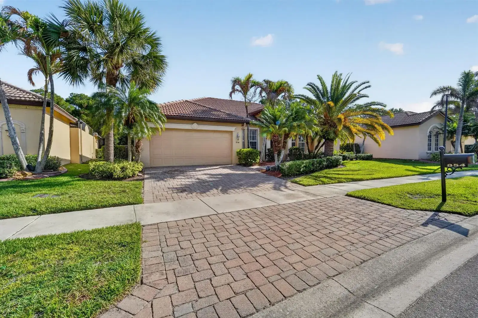 854 SW St Tropez Court, Port St. Lucie FL 34986 photo 3