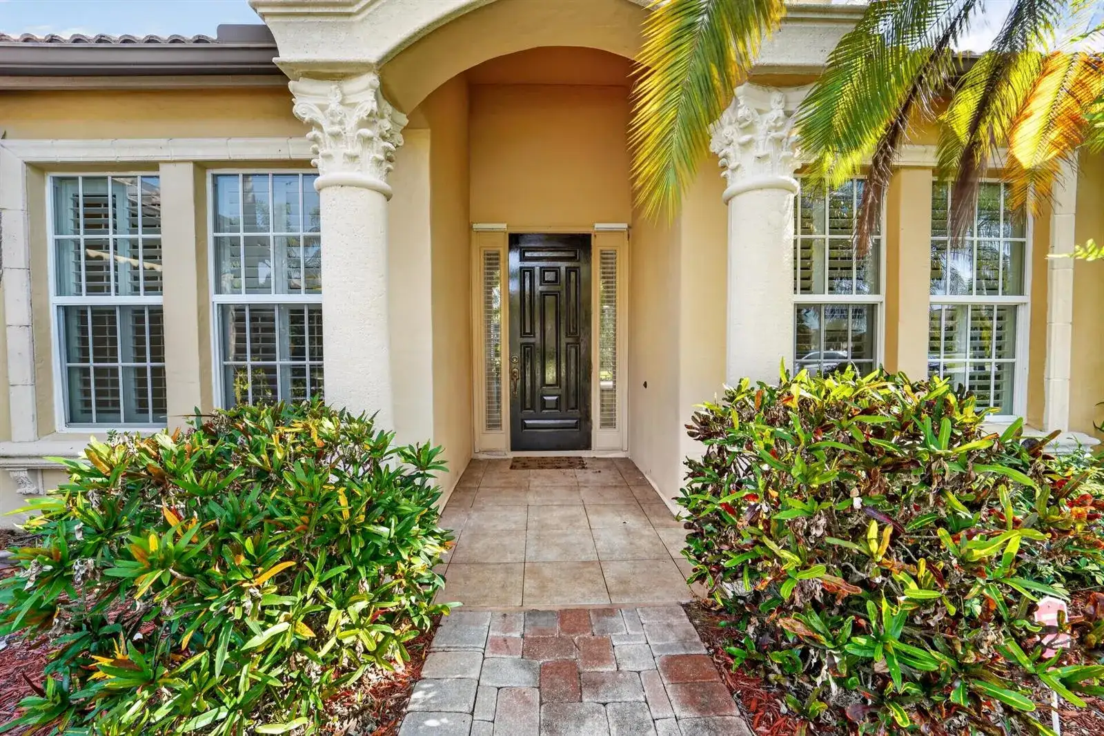 854 SW St Tropez Court, Port St. Lucie FL 34986 photo 5