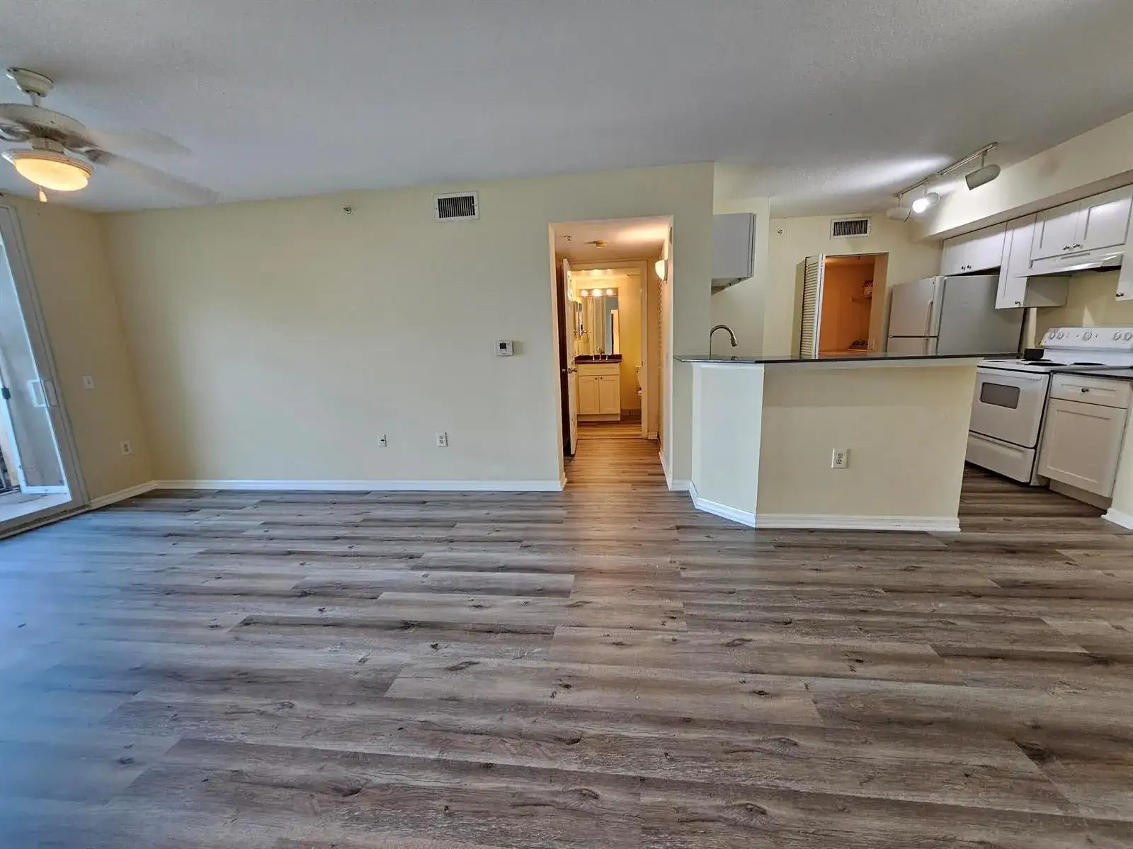 604 Villa Circle # 604, Boynton Beach FL 33435 photo 3