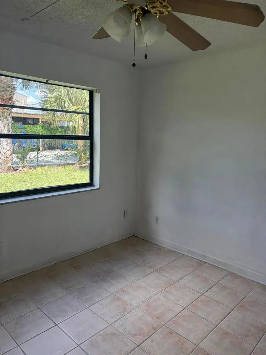 1021 SE Monterey Road # 17, Stuart FL 34994 photo 3
