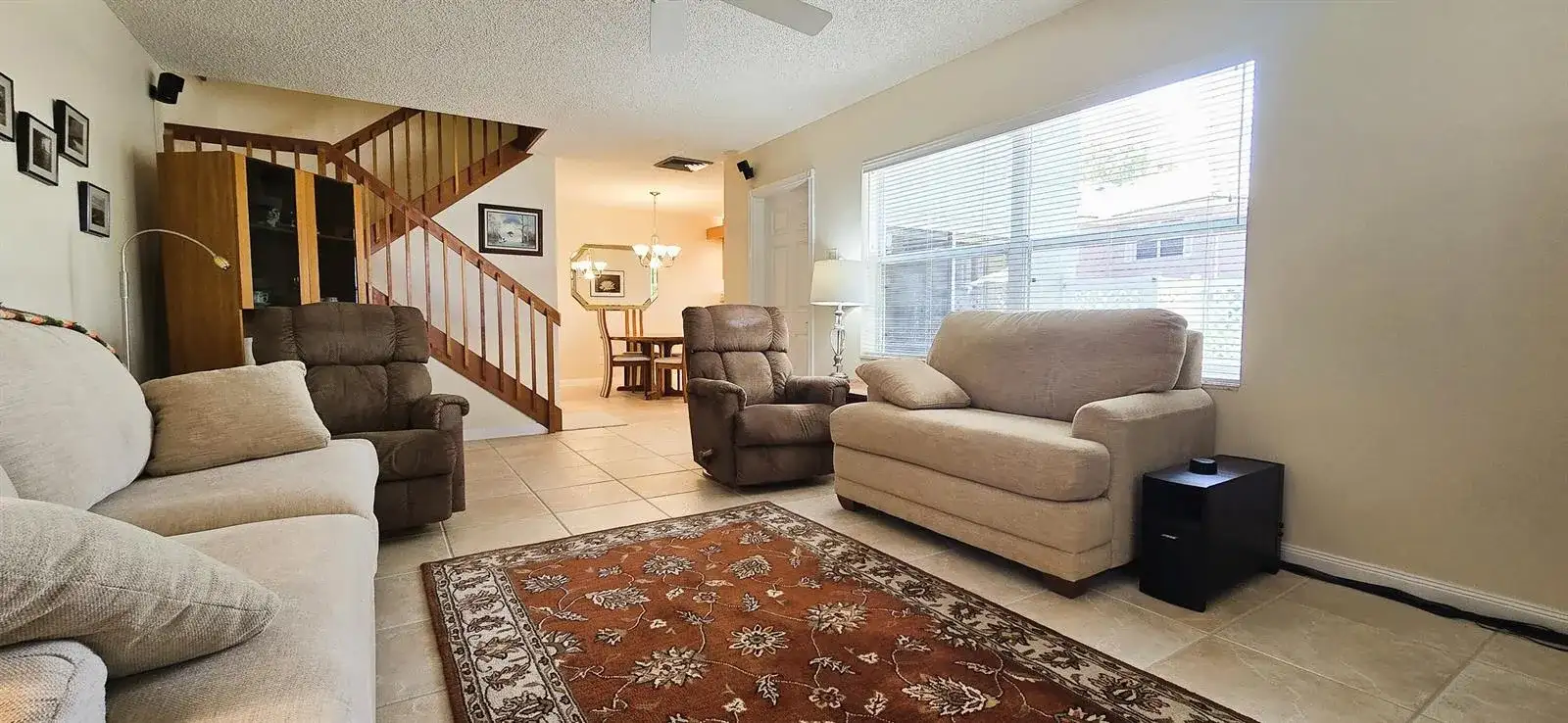 1919 Hartford Court, West Palm Beach FL 33409 photo 4