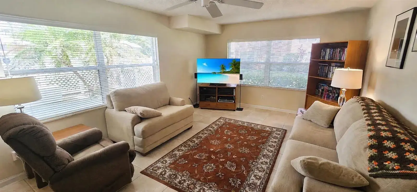 1919 Hartford Court, West Palm Beach FL 33409 photo 5