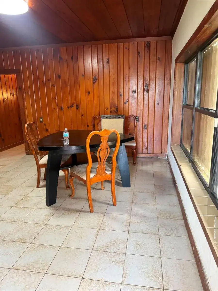1017 W Lakewood Road, West Palm Beach FL 33405 photo 5
