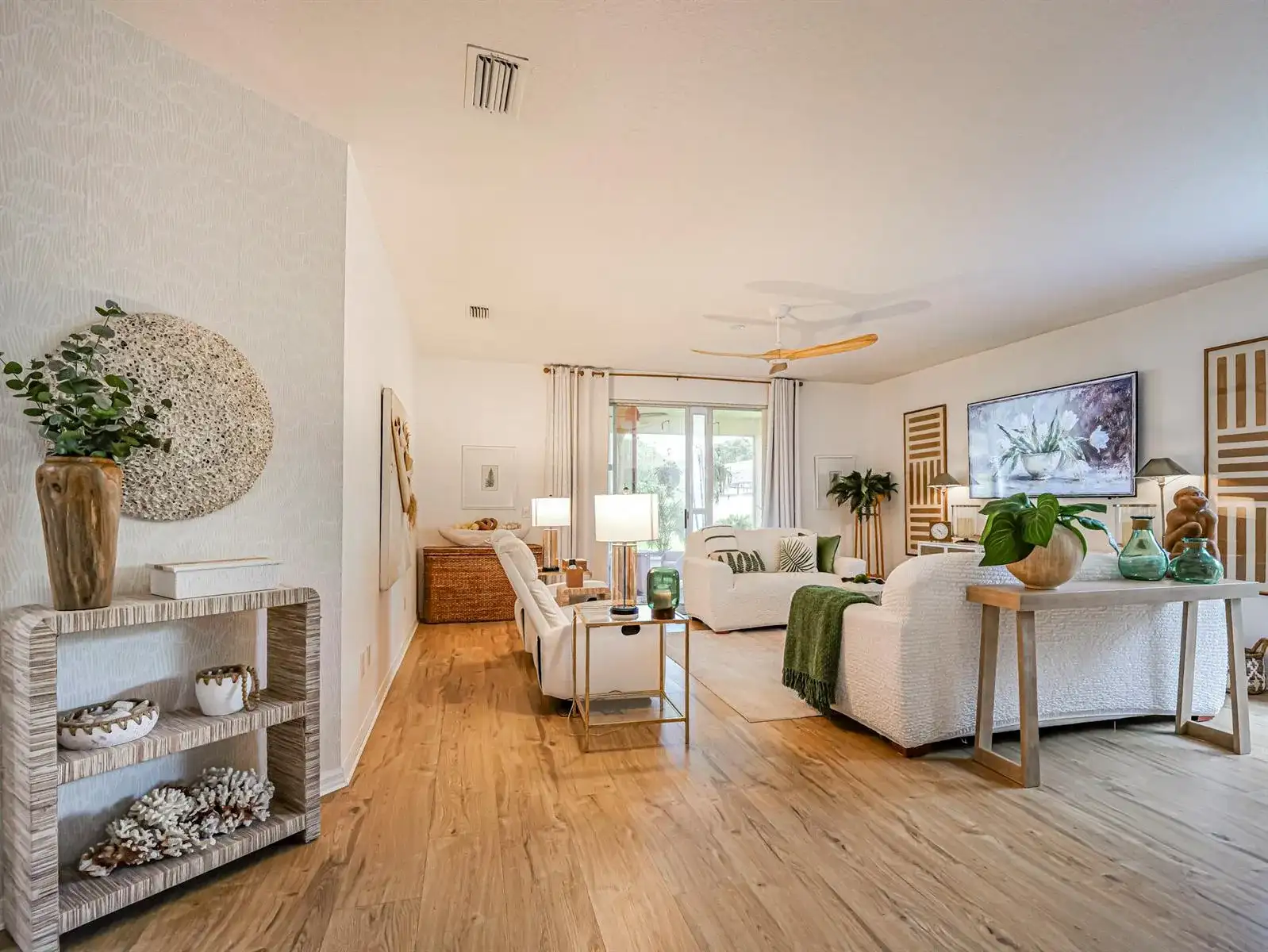 1863 Easthampton Terrace, Vero Beach FL 32966 photo 2