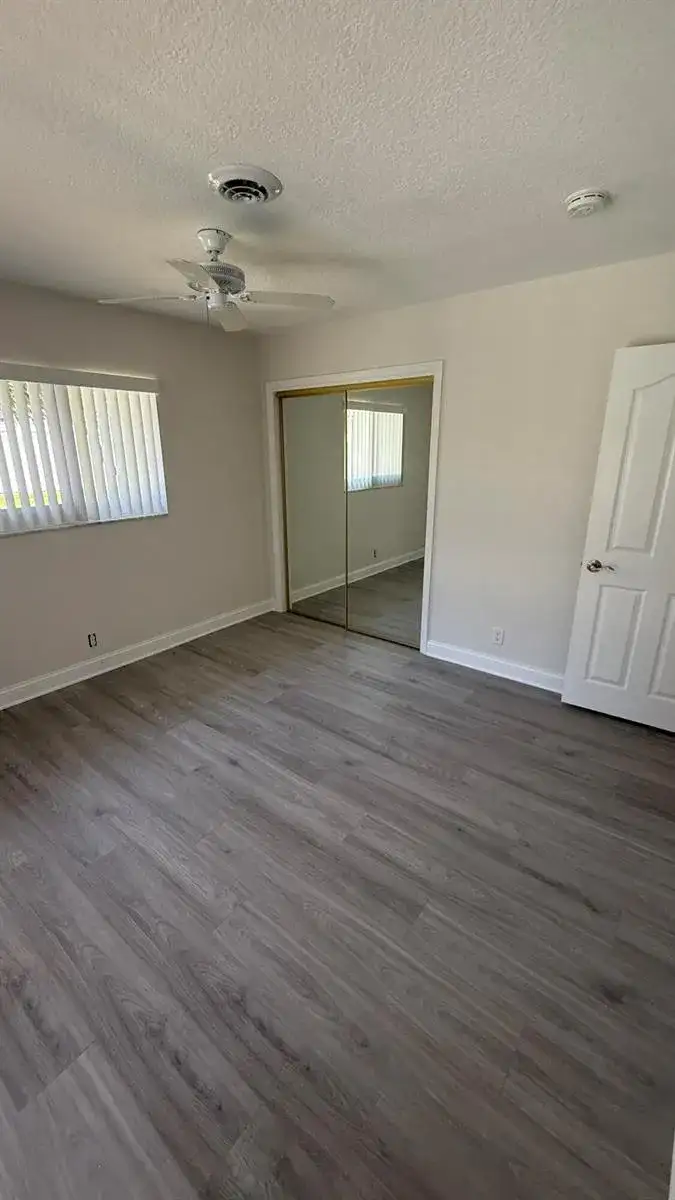 4755 NE 23rd Avenue, Fort Lauderdale FL 33308 photo 5
