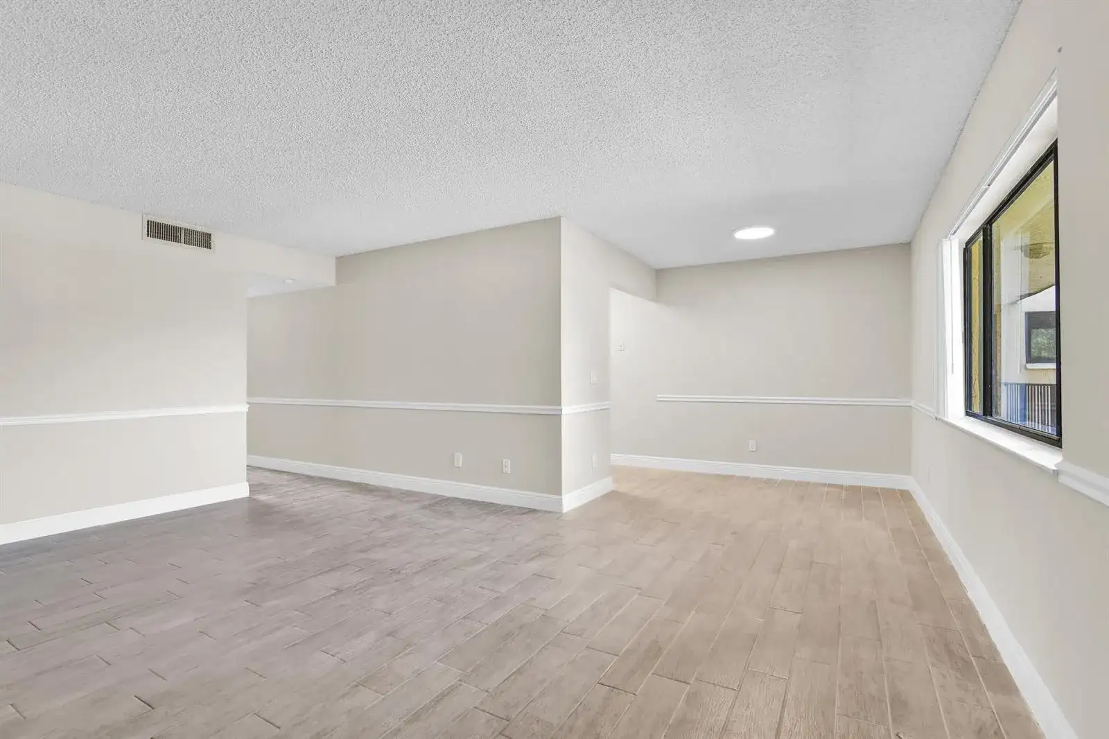414 Meadows Circle, Boynton Beach FL 33436 photo 5