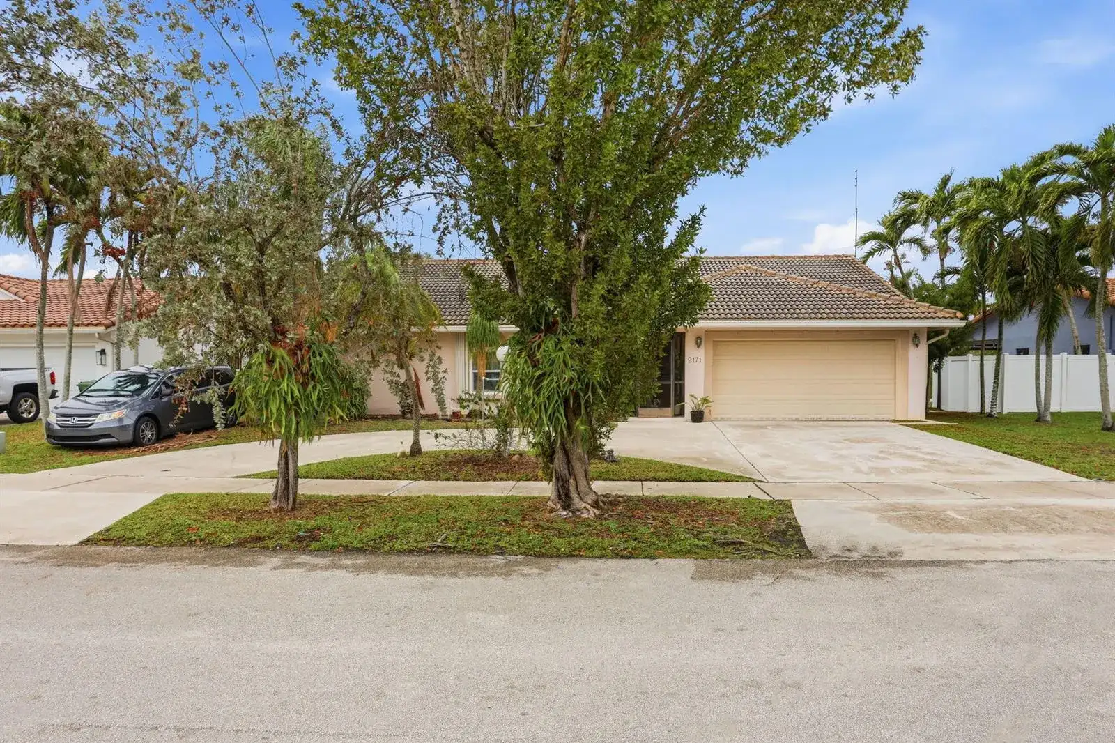 2171 NW 76th Avenue, Margate FL 33063 photo 2