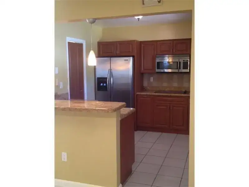 8841 NW 14th Street, Pembroke Pines FL 33024 photo 3