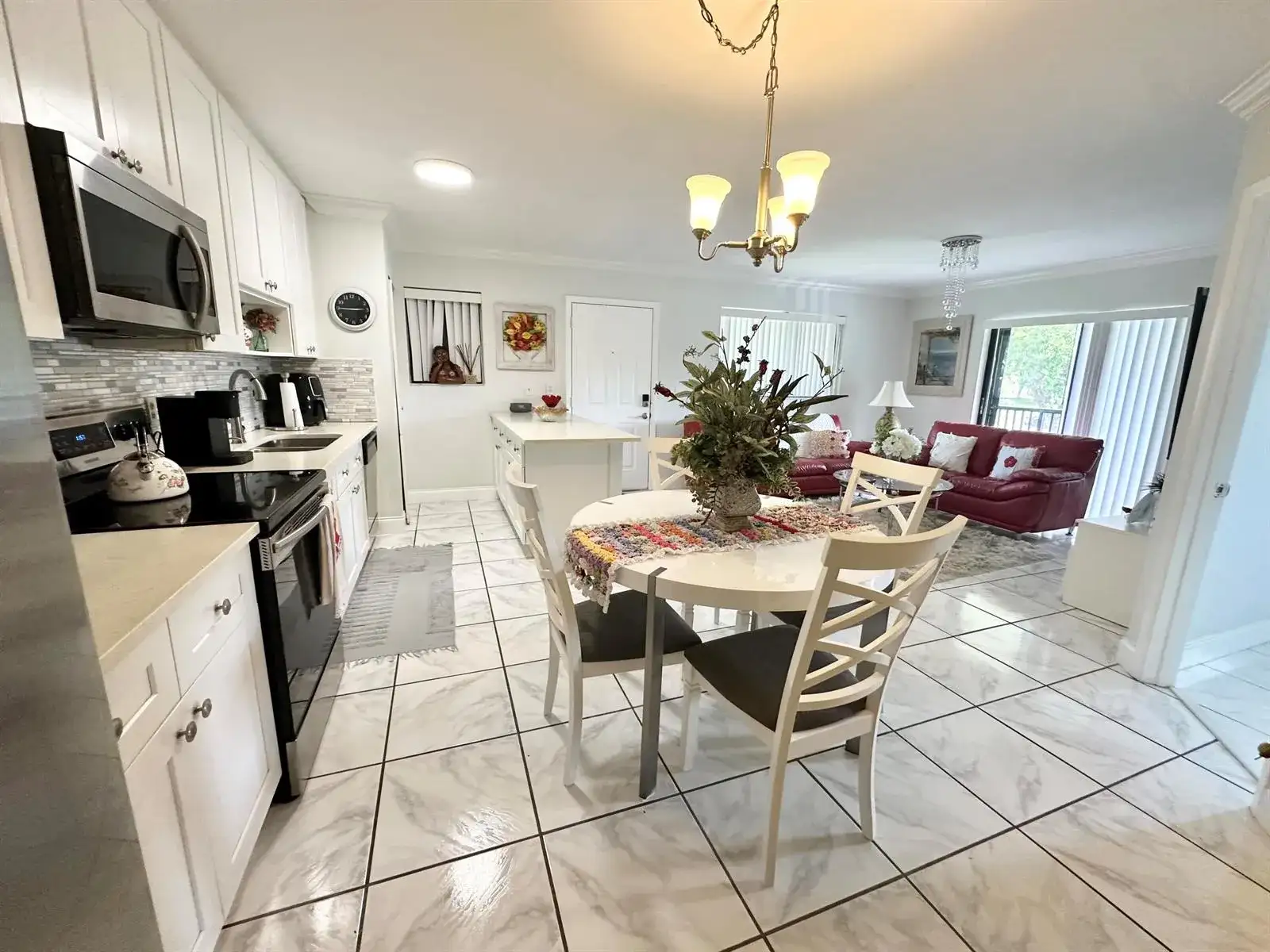 588 Trace Circle # 211, Deerfield Beach FL 33441 photo 5