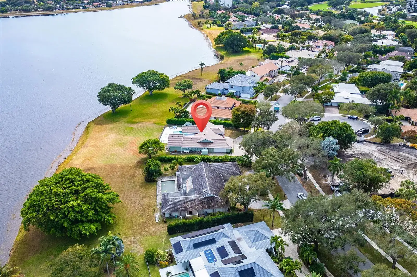 2308 Embassy Drive, West Palm Beach FL 33401 photo 2