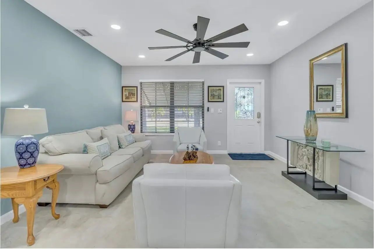 1304 SE 2nd Avenue, Deerfield Beach FL 33441 photo 2