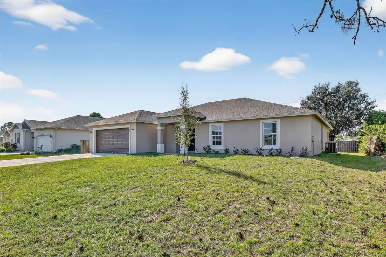 2060 SW Morelia Lane, Port St. Lucie FL 34953 photo 2