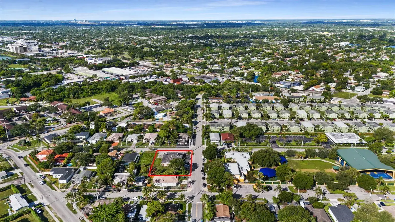 880 NW 25th Avenue, Fort Lauderdale FL 33311 photo 4